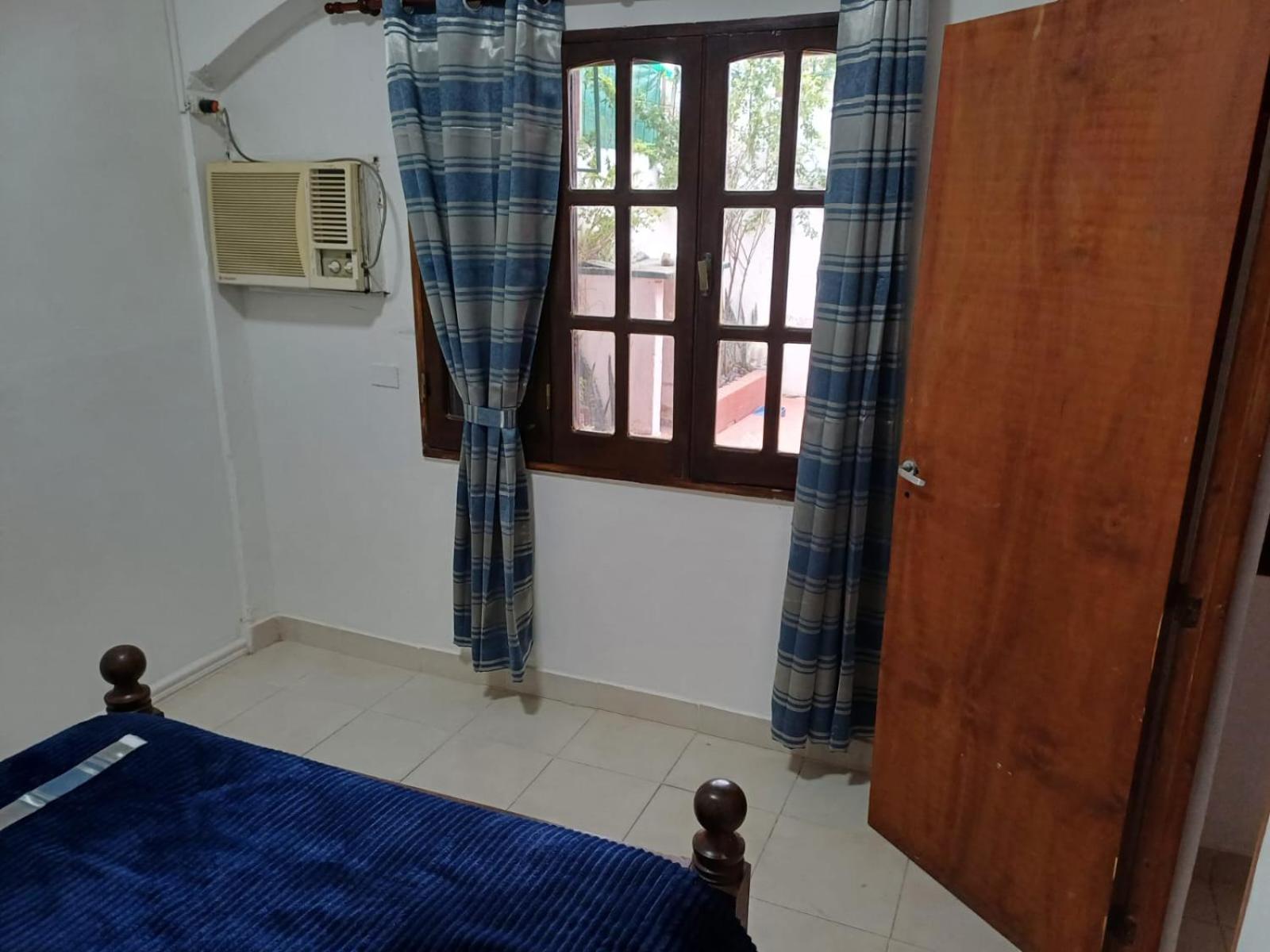La Casa De Tete - 100 M2, - Garage Privado Holiday home